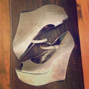 Steve Madden Stacked Mary Jane Peep Toe Suede