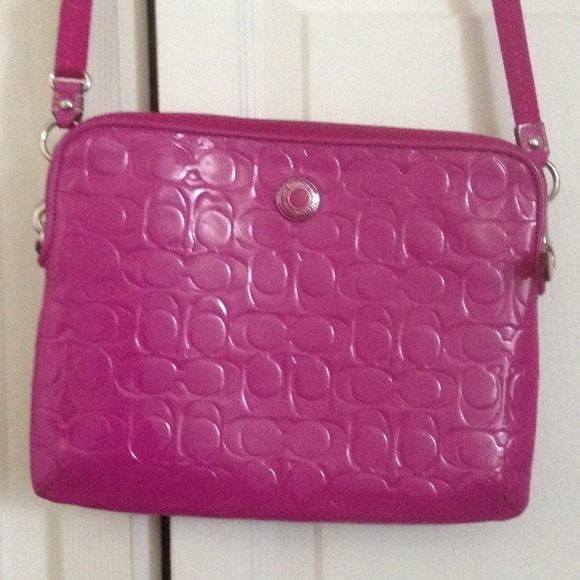 Coach Ipad tablet case. - Picture 3 of 4