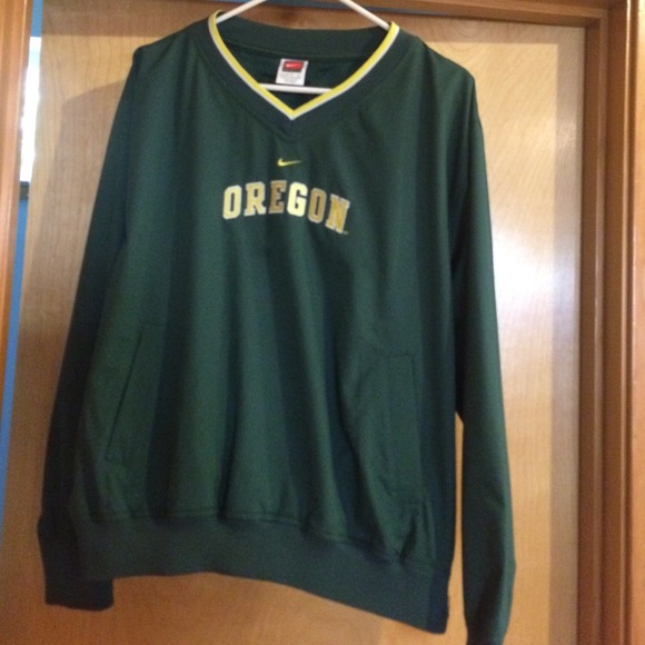 U of O Pull Over