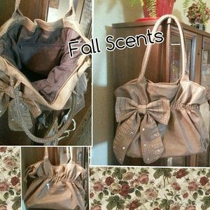 Croc Bow Feminine Super Soft Fall Bag