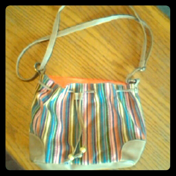 This purse has never been used it is a Bo Yang