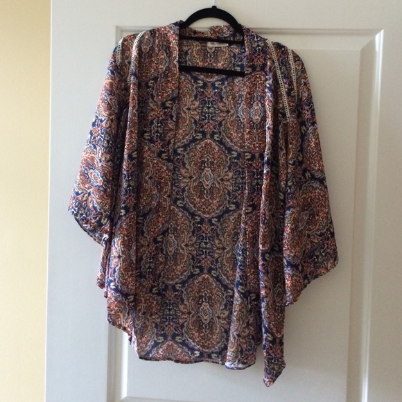 Mika & Gala printed kimono