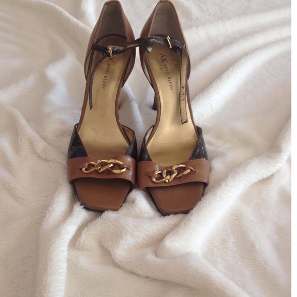 Anne Klein Leather Brown Heels
