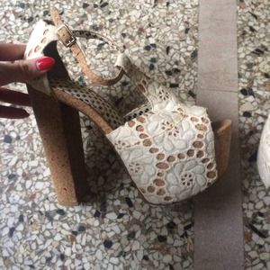 Jessica Simpson cork/macrame heels - size 7