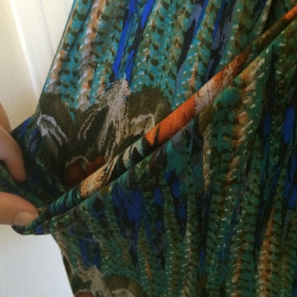 FOREVER 21 STRAPLESS PEACOCK DRESS! - Picture 2 of 4