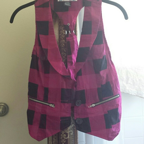 Plaid vest