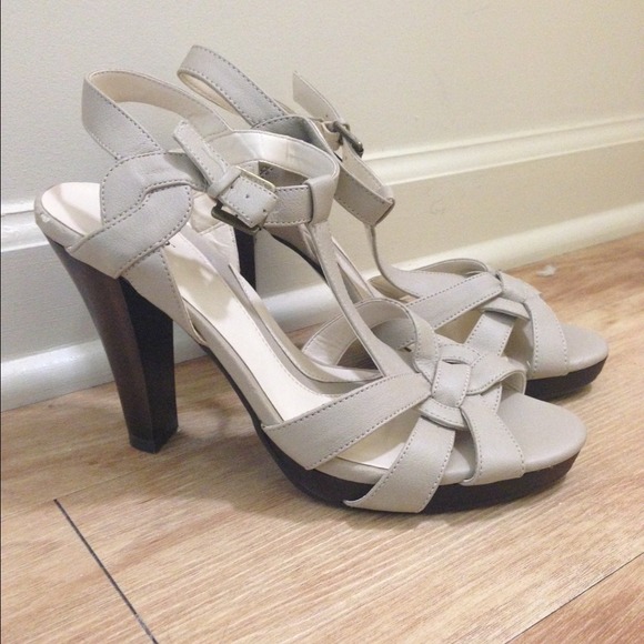 Apt. 9 heels