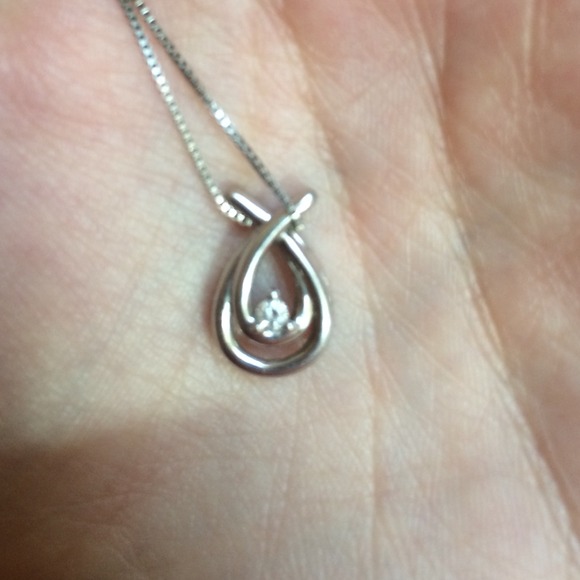Eternal Diamond pendant necklace - Picture 3 of 4