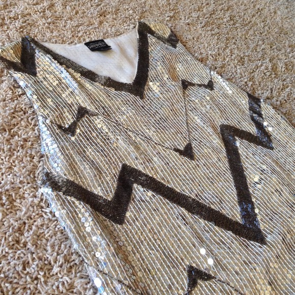 Beautiful Vintage Shift Dress - Picture 2 of 4