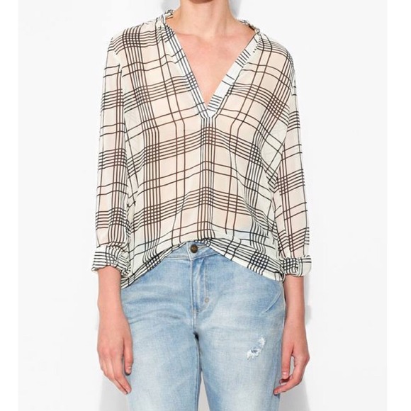 ◽️◾️NWOT Striped Chiffon Top◾️◽️