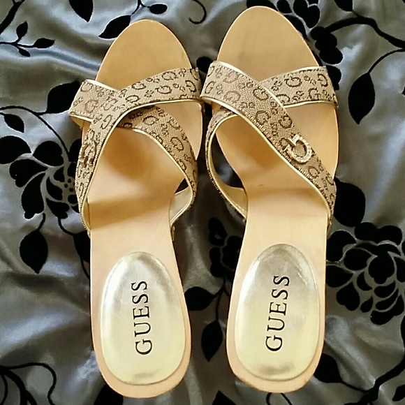 GUESS BROWN AND GOLD HEELS! PRICE DROP