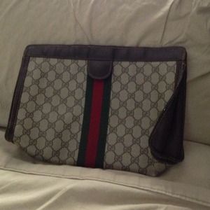 Gucci clutch