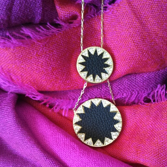 Genuine house of harlow necklace