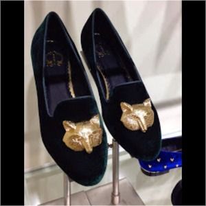 C. Wonder Velvet Fox Head Emerald Green Flats