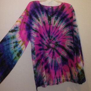 Rat and boa Tie dye top