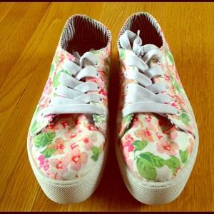 Floral Platform Canvas Sneakers