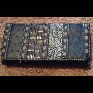 Black and brown standard size wallet