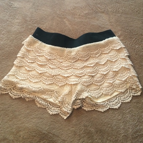 Cream Lace Shorts