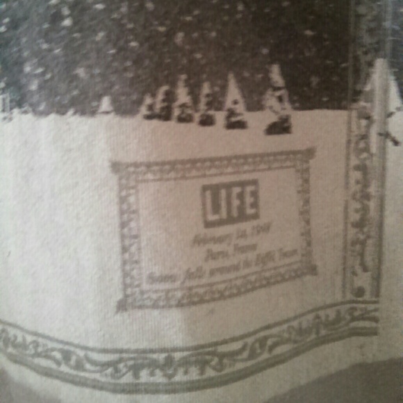 LIFE Paris Winter Tshirt - Picture 3 of 3