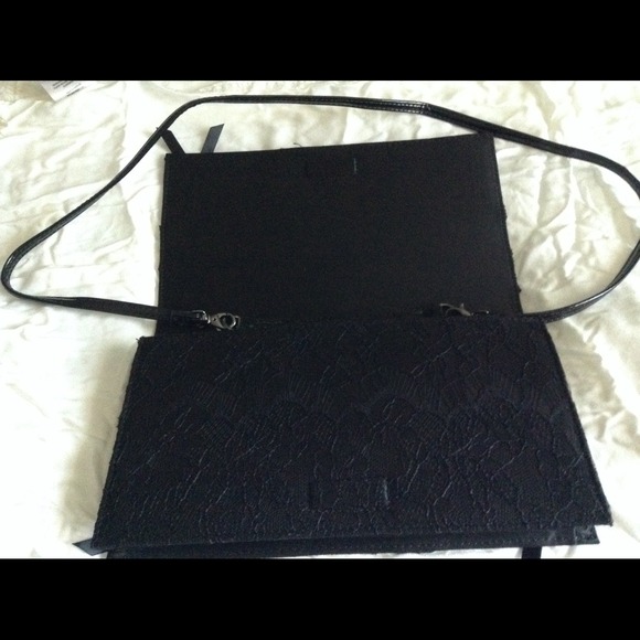 Satin evening clutch - Picture 2 of 4