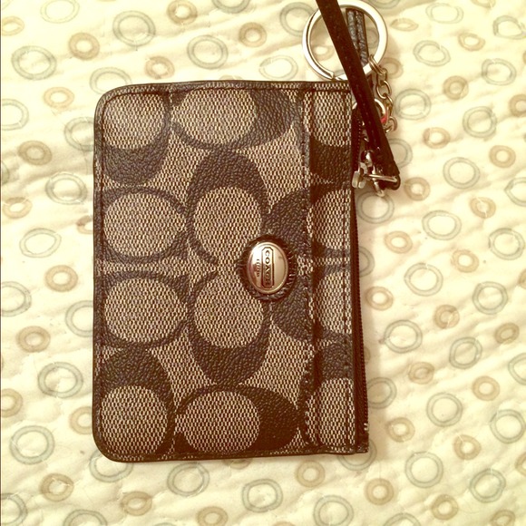 Coach Wristlet all leather