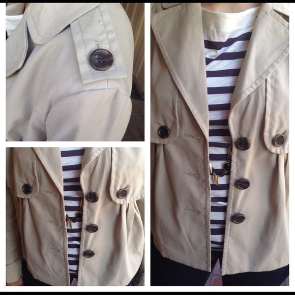 Loft Khaki Outerwear - Picture 3 of 3