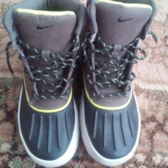 Nike boots