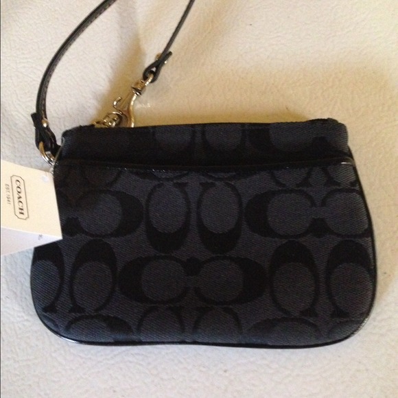 Nwt Coach coin pouch
