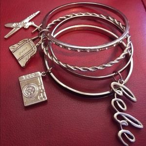 💖Set of 4 silver Bebe Fashion Bangles W/Crystals