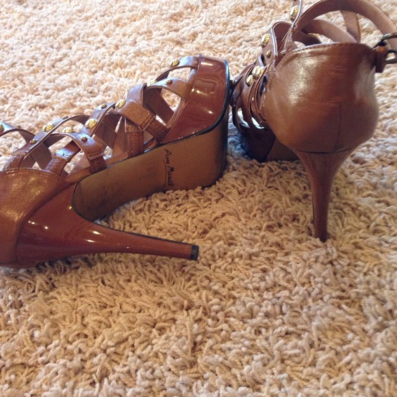Anne Michelle studded heels in brown - Picture 3 of 3