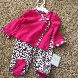 0-3 month baby girl outfit. First impressions