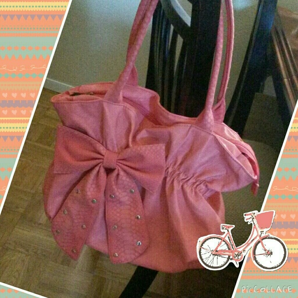 Melon Color Fancy Bow Ruffle Purse