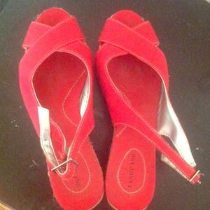 Cute red lands end wedges