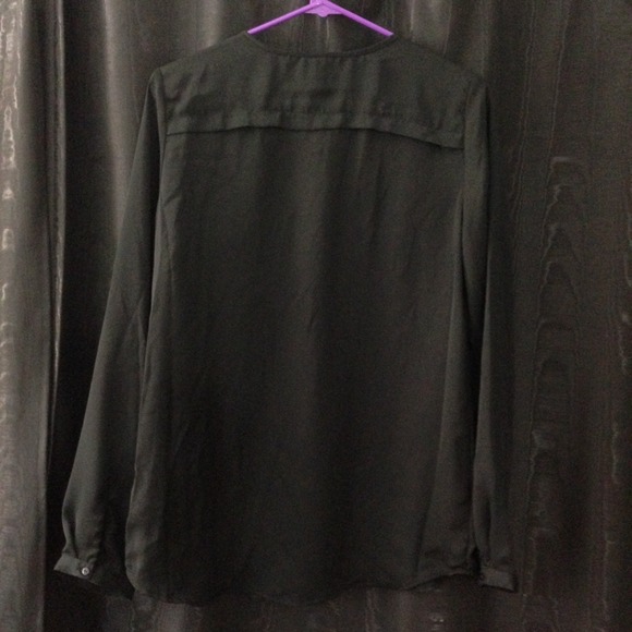 Black Mossimo polyester button up - Picture 2 of 2