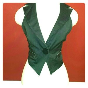 Trendy gray tuxedo vest