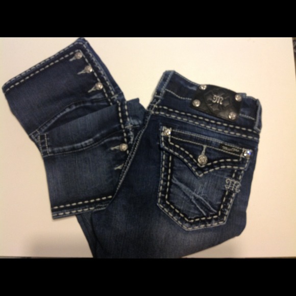Miss Me Capri Jeans
