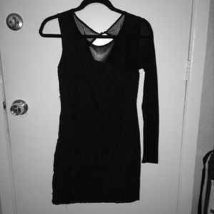 Black One-sleeve Dress