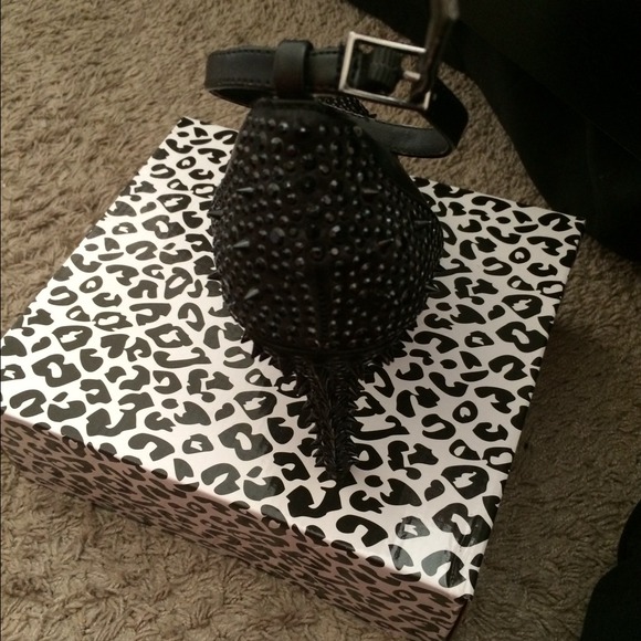 Black Sexy Spiked and Studded Heels - Picture 2 of 5