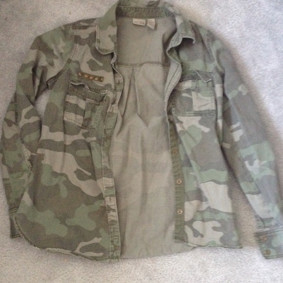 Camo jacket 💚