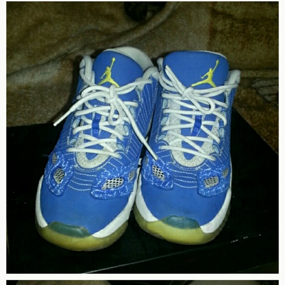Jordan 11s  like new