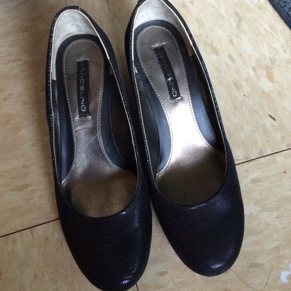 Very good condition leather shoes size 6M