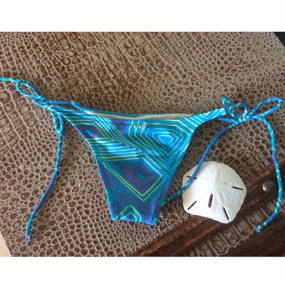 Reef Cheeky Brazilian Bikini Bottoms - Picture 3 of 3
