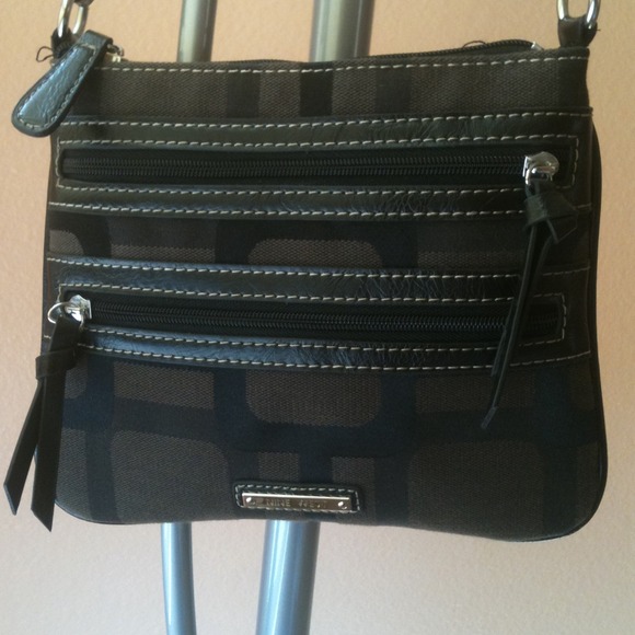 Nine West Purse - Picture 1 of 4