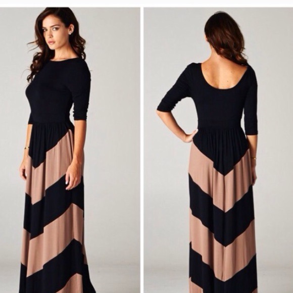 ❌SOLD OUT ❌3//4 sleeve chevron maxi - Picture 3 of 3
