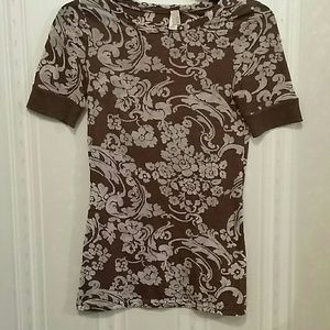 On sale today only! Bke top size small.