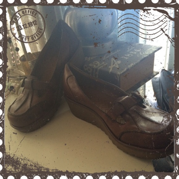 MIA Shoes