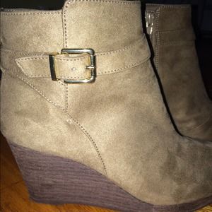 Never worn tan suede wedge booties.