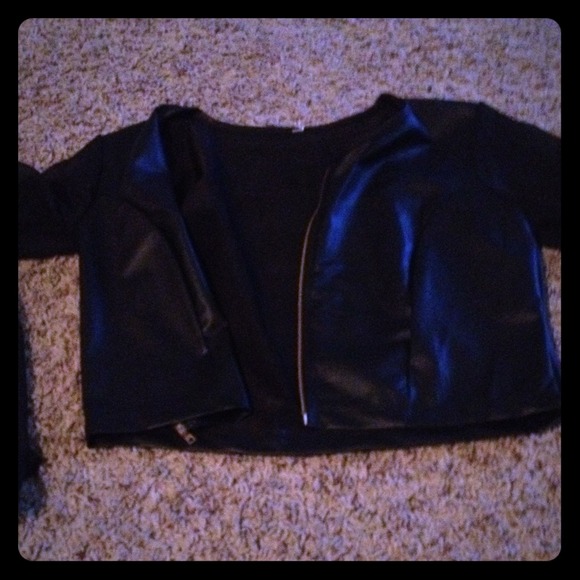 Adorable jacket with see through arms