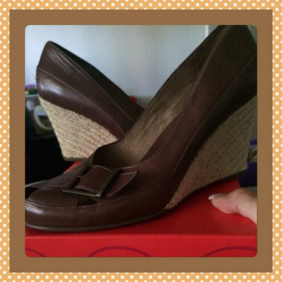 Aerosoles Wedges - Picture 1 of 3
