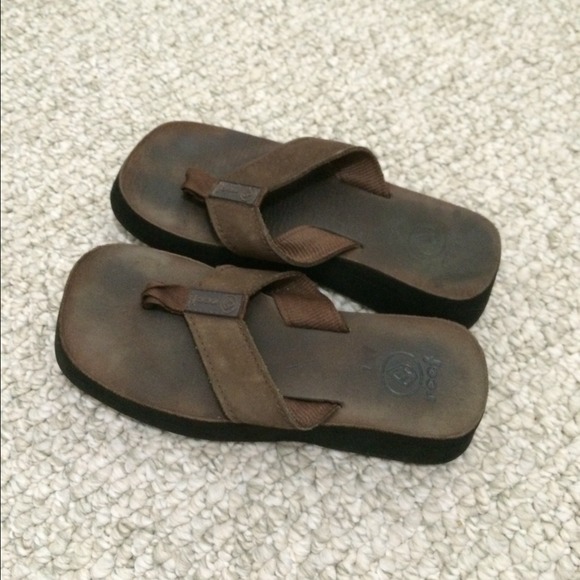 Reef flip flops (thick sole)